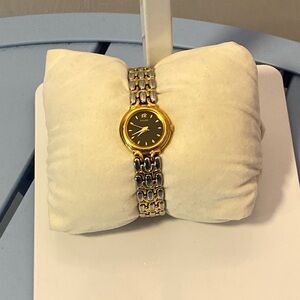 Pulsar Ladies Two-Tone Gold Silver Quartz Watch Black Dial Japan Movt VX41-X023